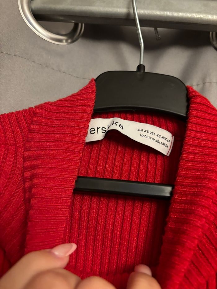 top rouge bershka - photo numéro 3