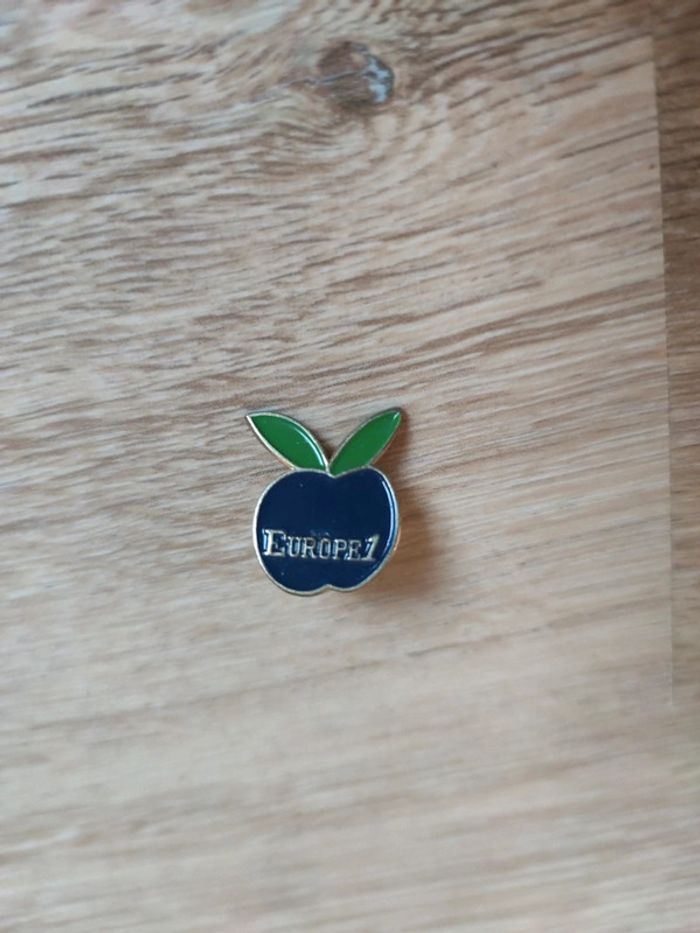 Pin's Europe1 Europe 1