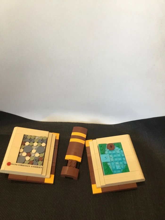 Lego officiel 40291 Storybook Hans Christian Andersen livre de contes non complet