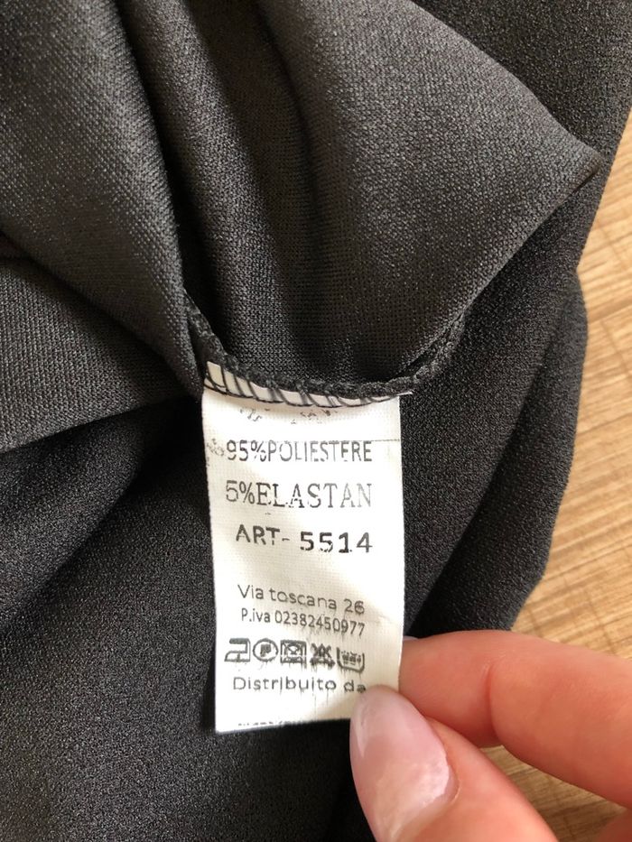 Robe noire neuve à manches courtes New Collection taille unique - photo numéro 10