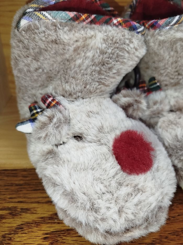 Chausson fille petit renne P.26 - photo numéro 5