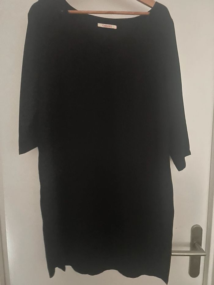 Robe noir