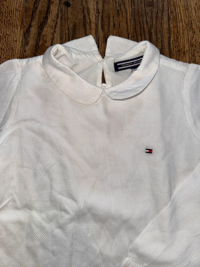 Blouse Tommy Hilfiger  6 ans - photo numéro 2