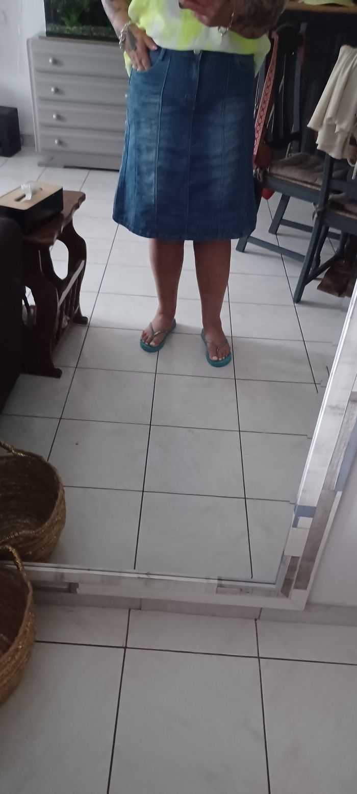 Très belle jupe jeans femme T 44