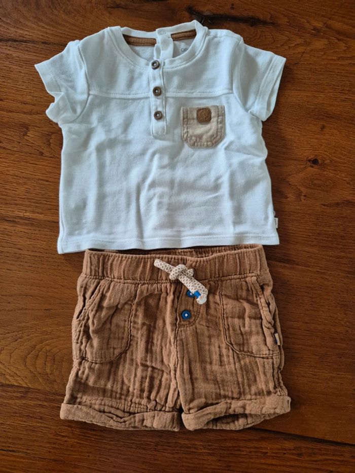 Ensemble short + tee shirt obaibi 3 mois