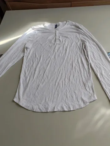 Tee-shirt manches longues divided taille L