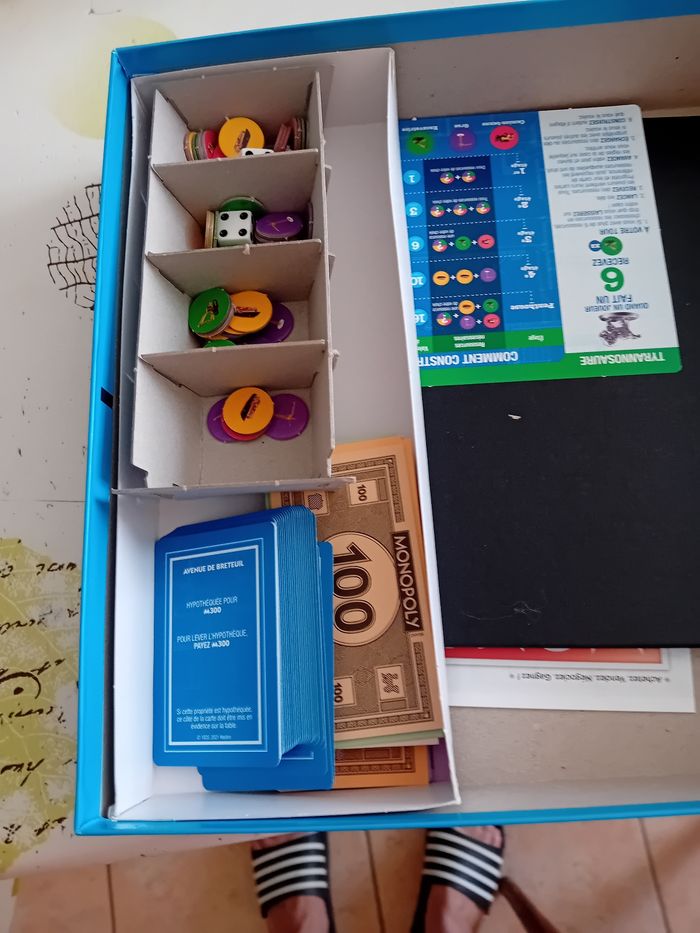 Boite jeux  monopoly  neuf - photo numéro 3