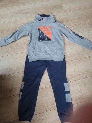 survetement 2 pièces in extenso 10 ans