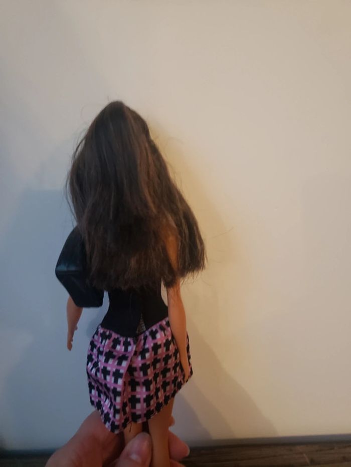 Belle barbie fashionista n°86 - photo numéro 3