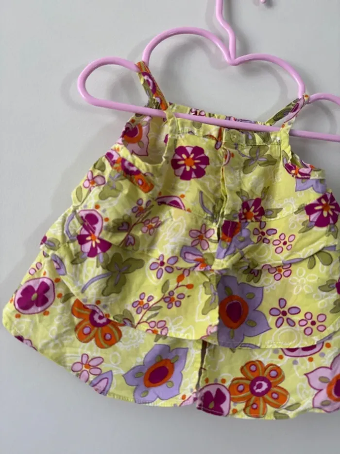 👚débardeur bébé fille - fleurie et coloré - 67 cm - très bon état - photo numéro 8