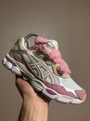 Asics nyc rose fluffy t38