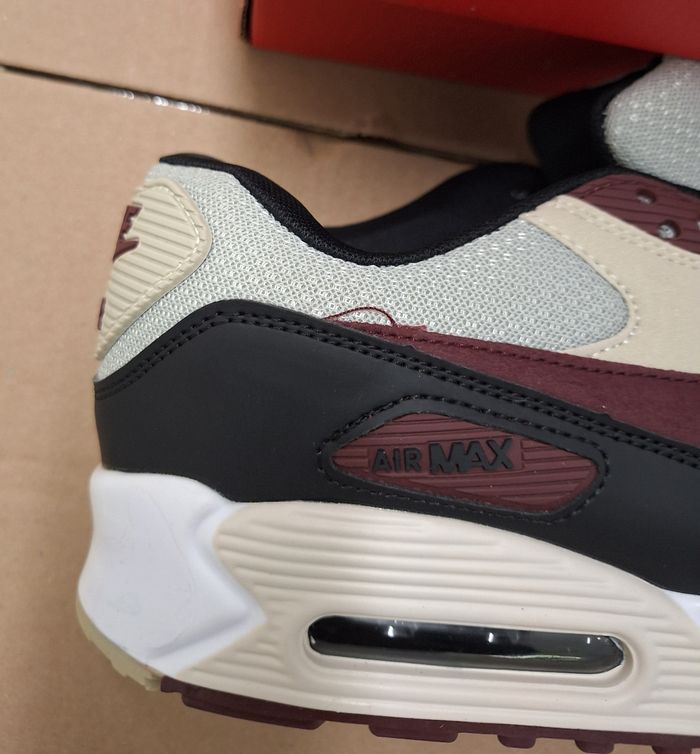 Replique Nike air max 90 taille 45 neuve avec étiquettes 🏷 - photo numéro 3
