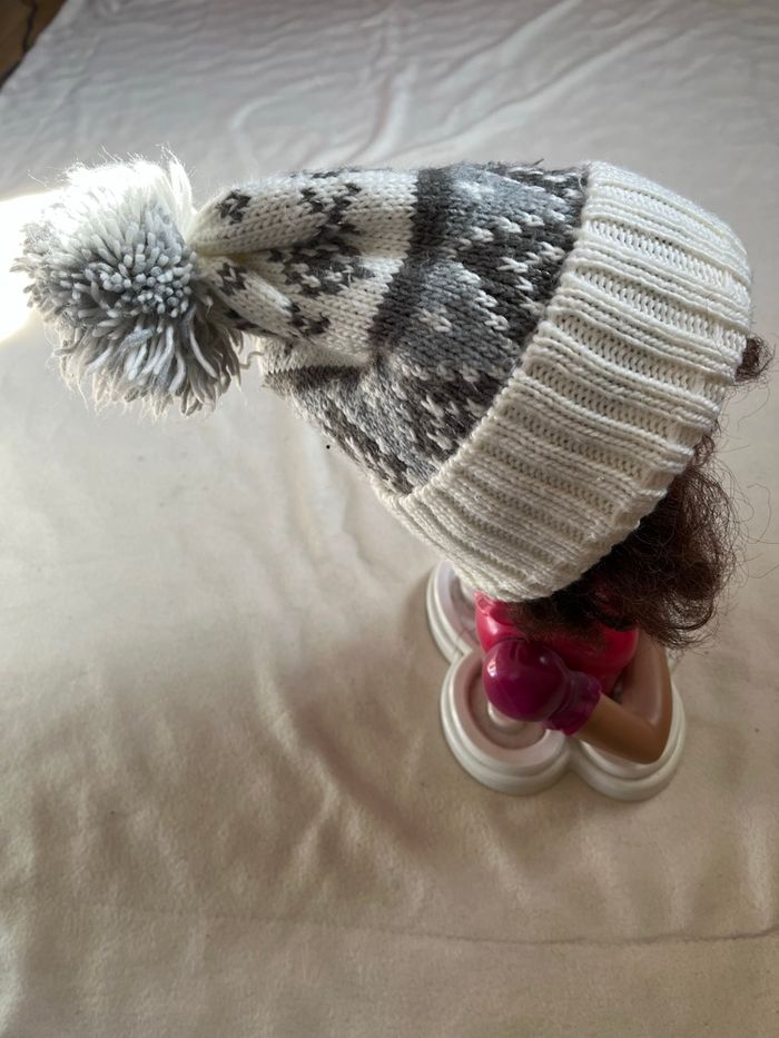 Bonnet laine avec pompon 54 cm