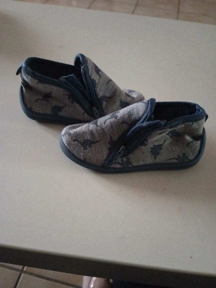Chaussons dinosaure - photo numéro 5