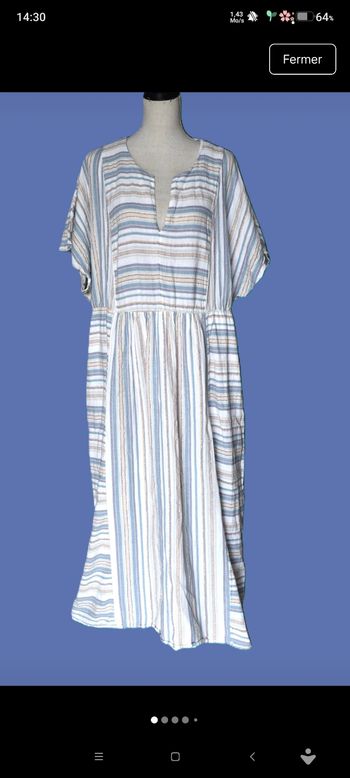 belle robe longue crème à rayures et fil métallisé
