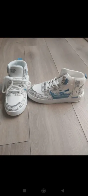 Basket homme neuve