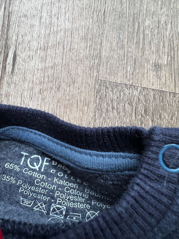 - Pull TQF Baby - 6 mois - Très bon état - photo numéro 2