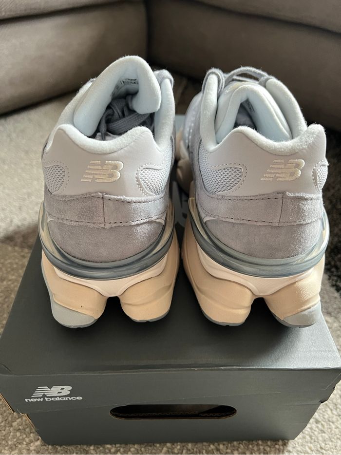 New Balance 9060 Grey - photo numéro 4