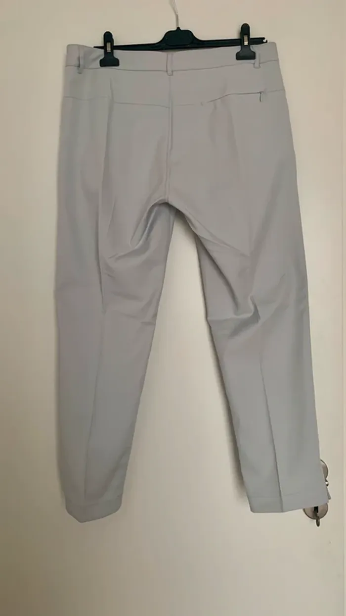 Pantalon Lacoste gris - photo numéro 3