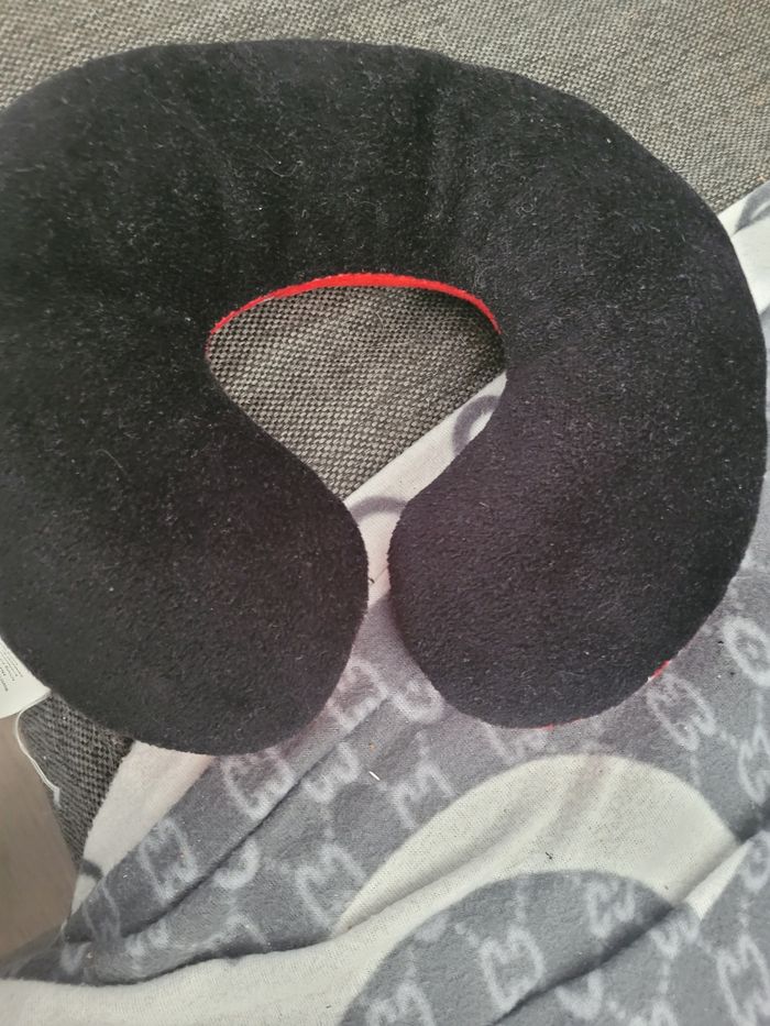 Coussin tour de cou pour voiture - photo numéro 2