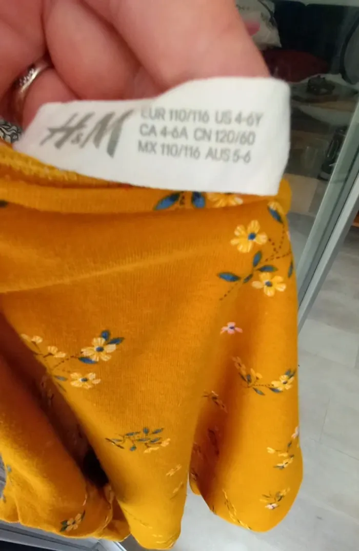 Lot vêtements fille 4/6 ans - photo numéro 6