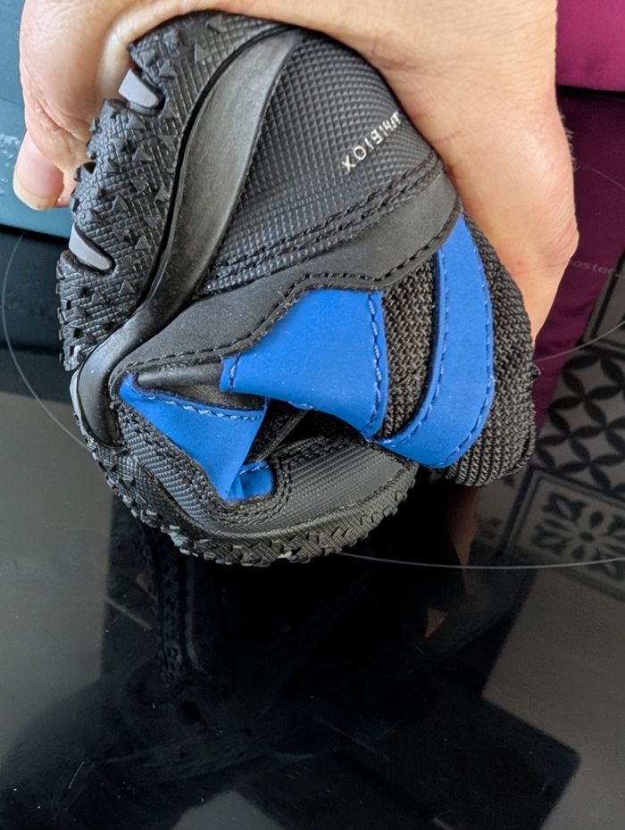 Chaussures montantes imperméables garçon. Taille 25. Neuf. Geox - photo numéro 8