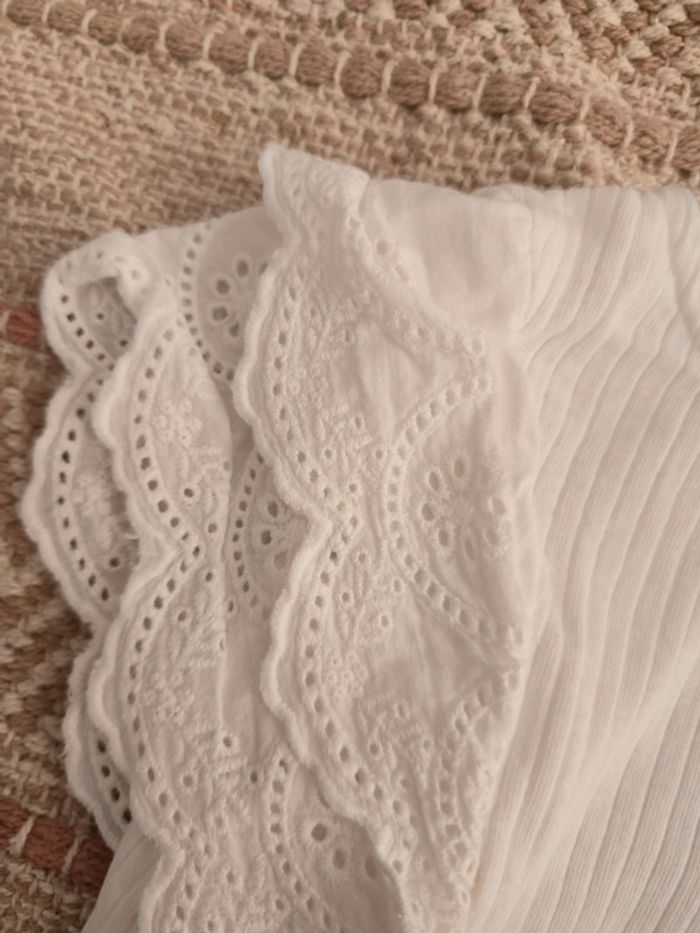 Ensemble short kaki orchestra haut blanc dentelle kiabi 2 ans - photo numéro 3