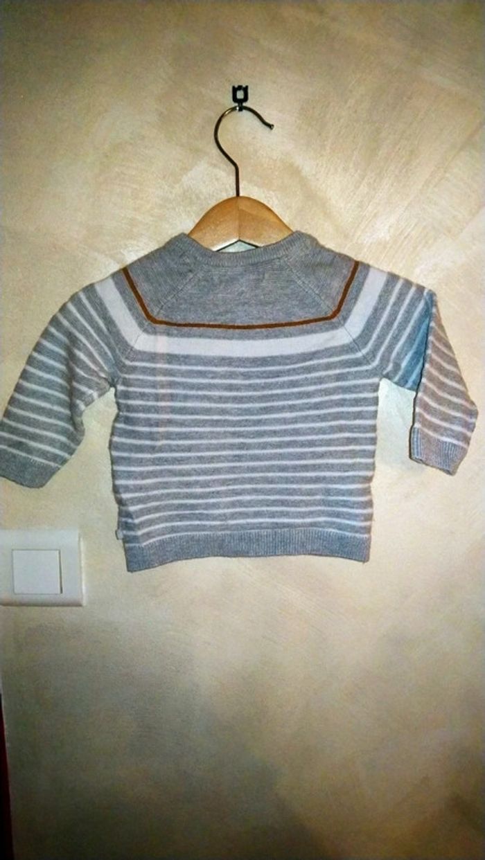 Superbe pull léger Obaïbi taille 6 mois en très bon état - photo numéro 5