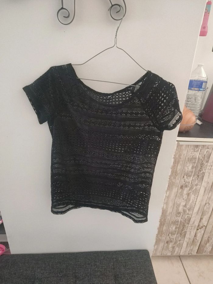 Haut transparent dentelle noir