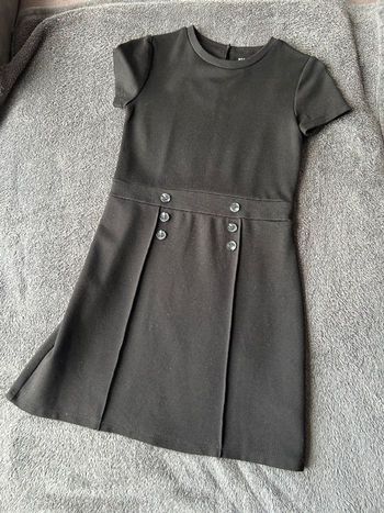 Robe noir écolière