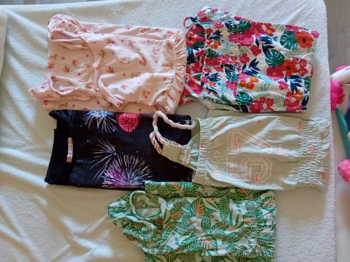 Gros lot de vêtements fille 6 ans - photo numéro 5