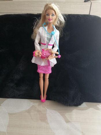 Barbie Pédiatre