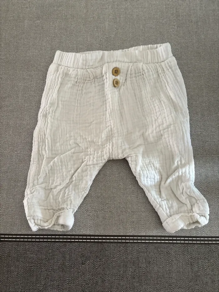 Pantalons 6 mois - photo numéro 4