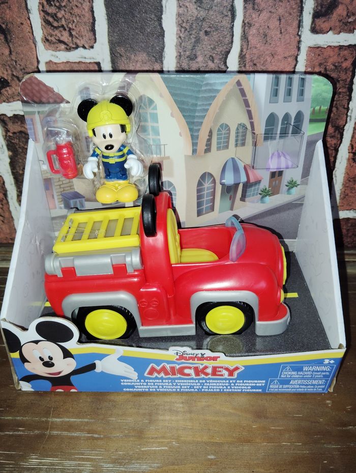 Véhicule pompier Mickey