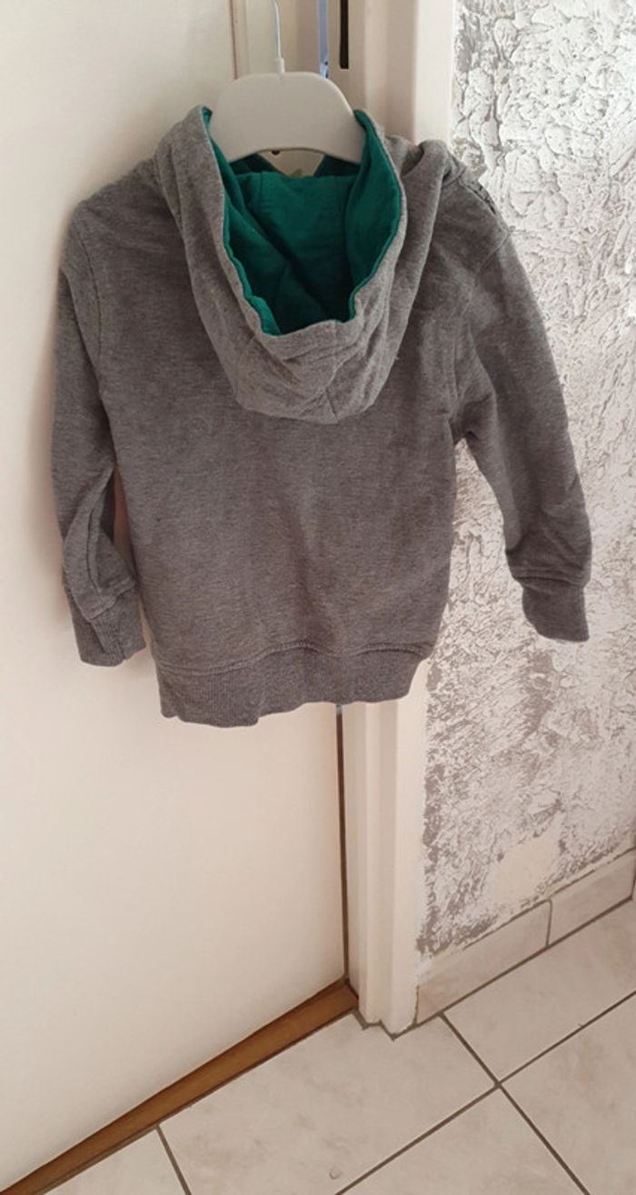 Sweat a capuches 24 mois - photo numéro 2