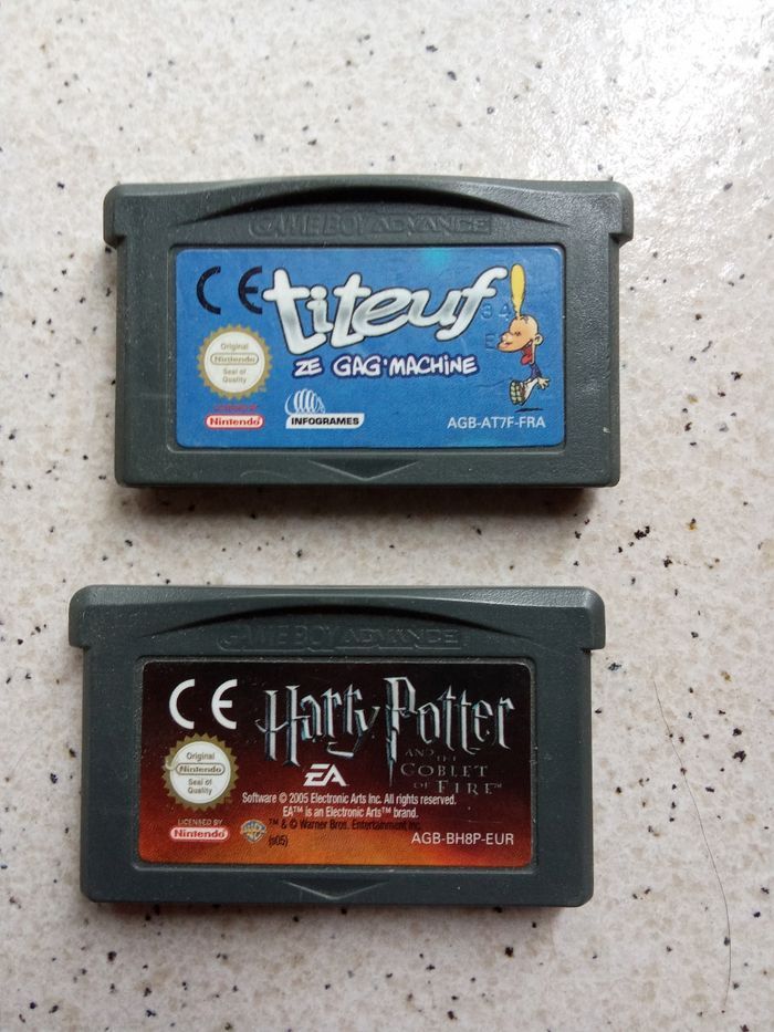 Lot de 2 cartouches game boy advence Harry Potter et titeuf, vintage