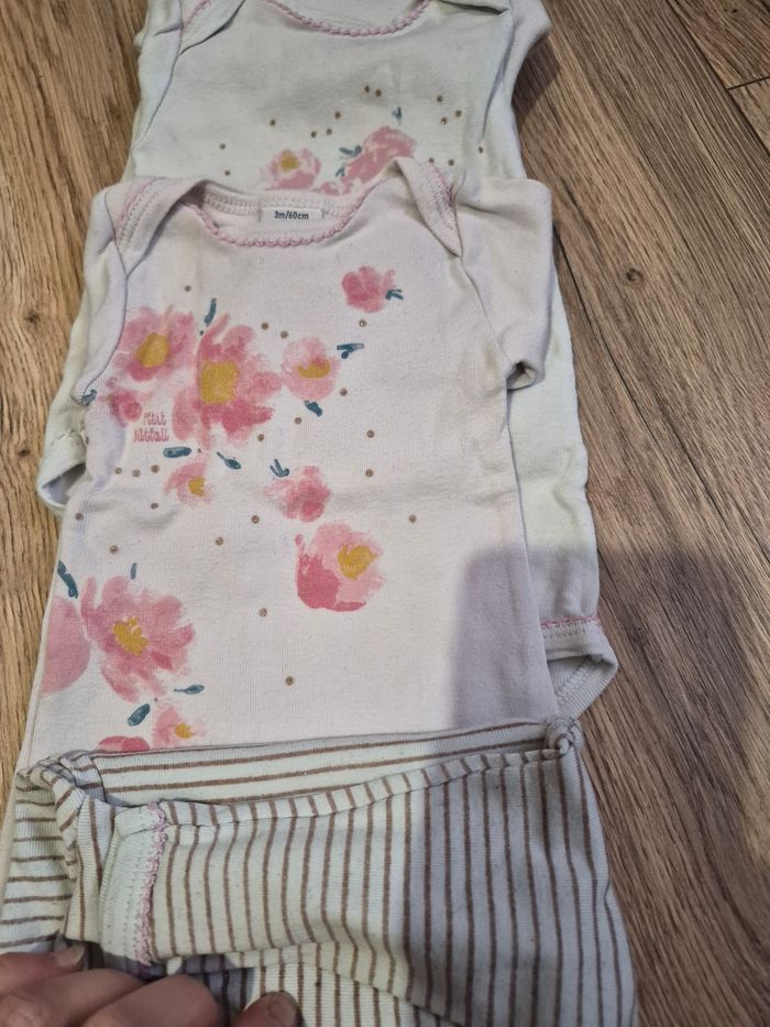 Bodies petit bateau 3 mois - photo numéro 4