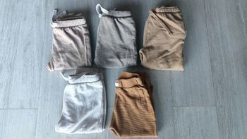 Lot de 5 pantalons taille 24 mois