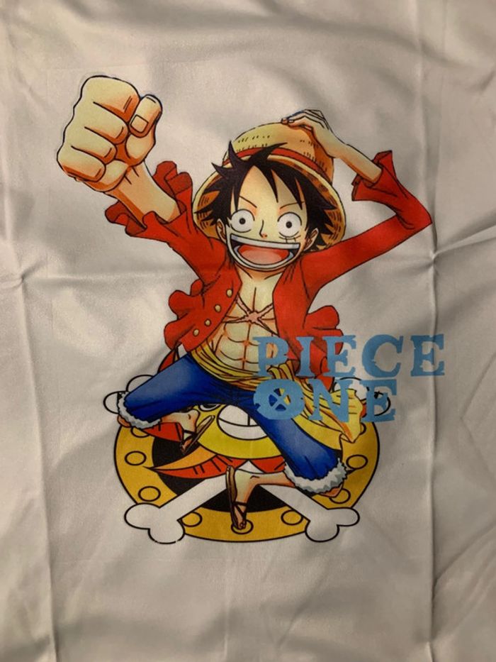T-shirt One Piece - photo numéro 2