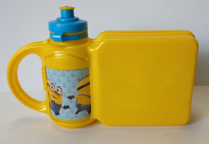 🍏 Boîte à Goûter Les Minions - photo numéro 5