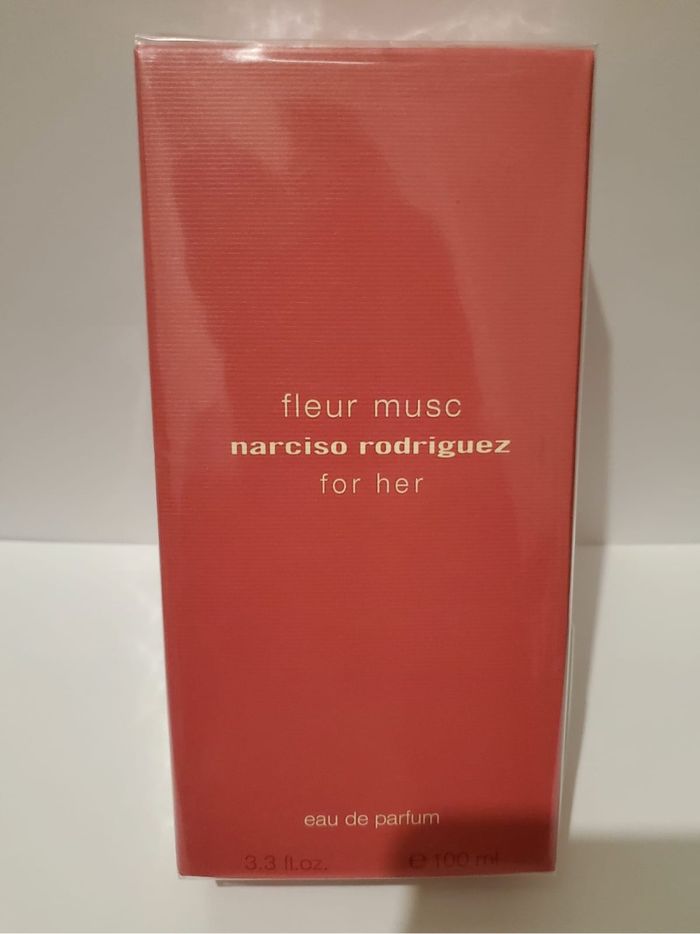Fleur musc narcisso Rodriguez