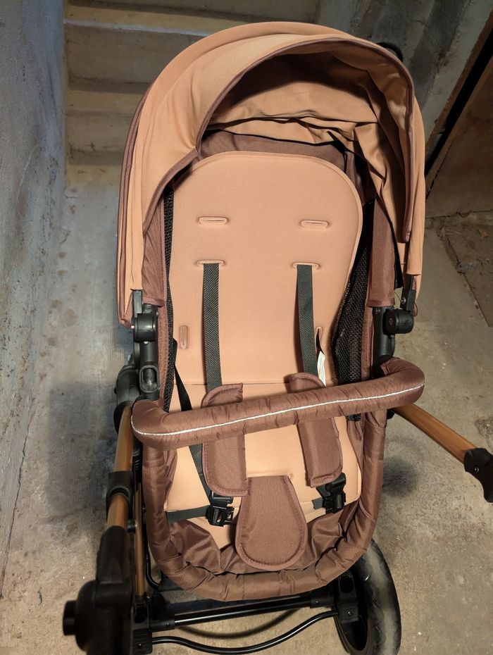📣 À VENDRE – Poussette 3 en 1 quasi neuve – 140€ seulement ! 🍼🛒 - photo numéro 7