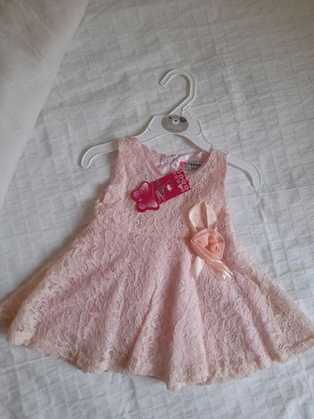 Robe dentelle rose pâle 6 mois neuve avec étiquette 🏷