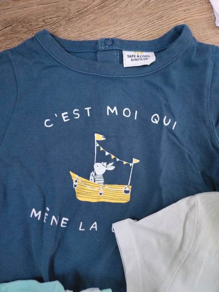 Lot tshirt 12mois - photo numéro 2