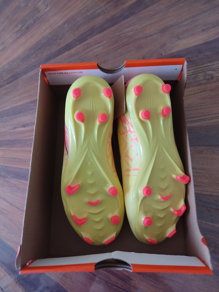 Crampons Nike T 37.5 - photo numéro 7