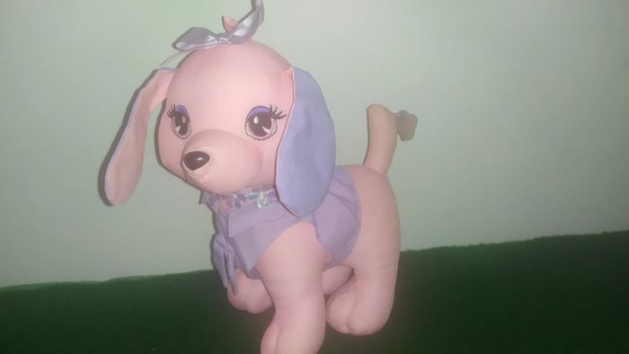 chien rose  peluche en toile barbie 2002