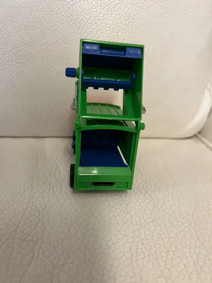 Voiture enfant camion poubelle - photo numéro 4