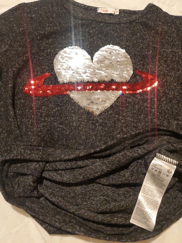 Pull élégant à sequins réversibles - photo numéro 5