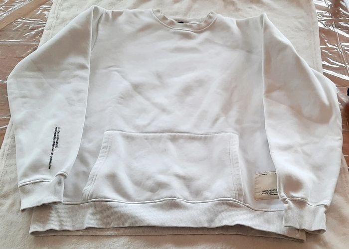 Sweat blanc - photo numéro 2