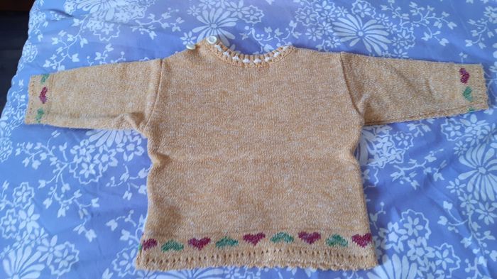 Lot pulls 6 mois - photo numéro 3